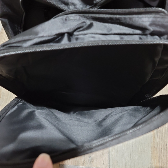 Monsters Sports backpack - Picture 6 of 8